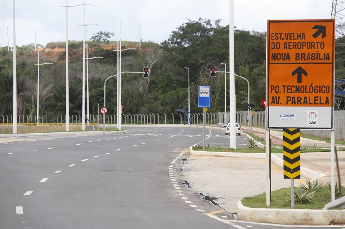 São 3,1 quilômetros de via (Foto: Evandro Veiga/CORREIO) São 3,1 quilômetros de via (Foto: Evandro Veiga/CORREIO)